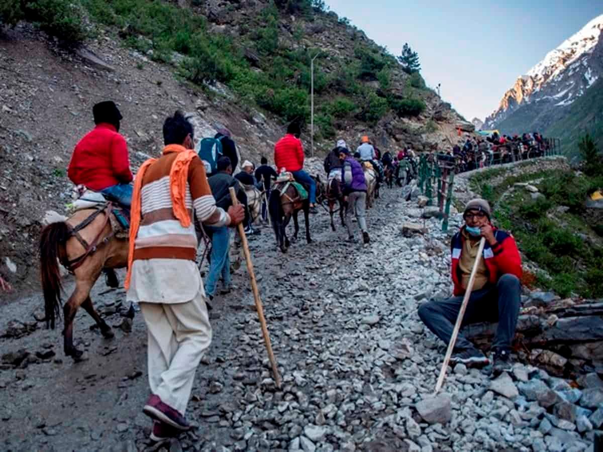 Another batch of 4,675 pilgrims leave Jammu for Amarnath Yatra