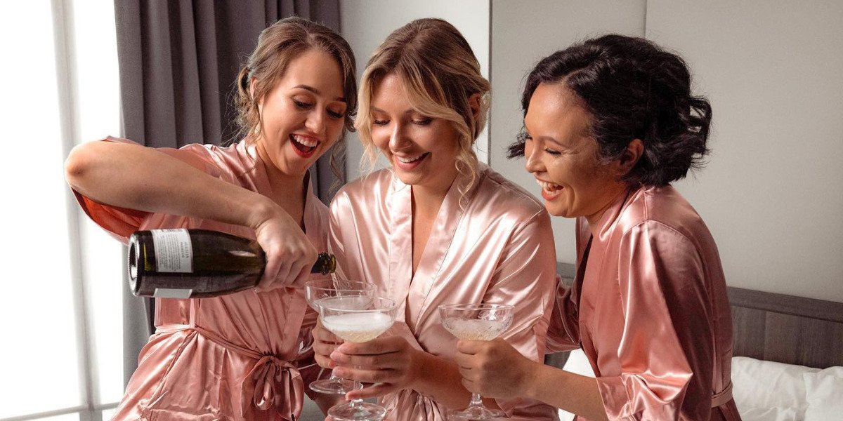 This Founder Turned Her Wedding Hacks into Bridal Business