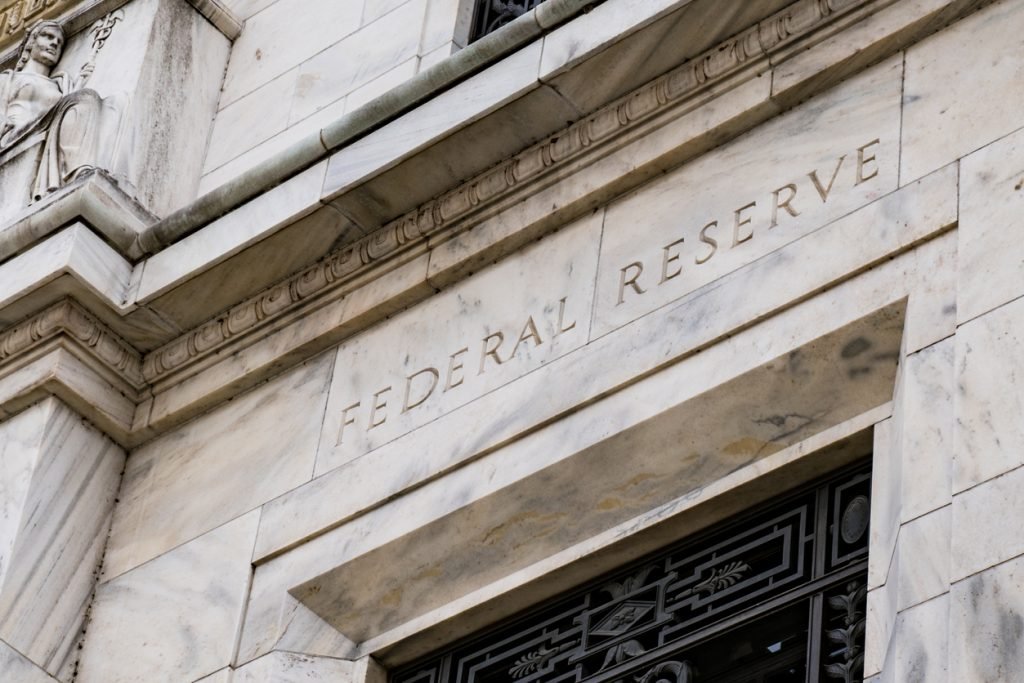 U.S. Money Reserve Reviews Detail How to Incorporate Preciou