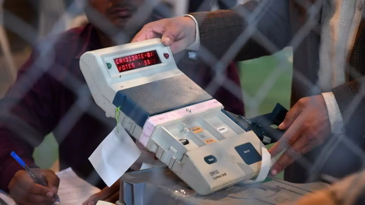 ECI responds to Mumbai EVM tampering controversy, calls it false alarm