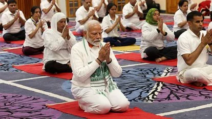 Global leaders talk with me about the advantages of yoga: PM Modi at an event in Srinagar