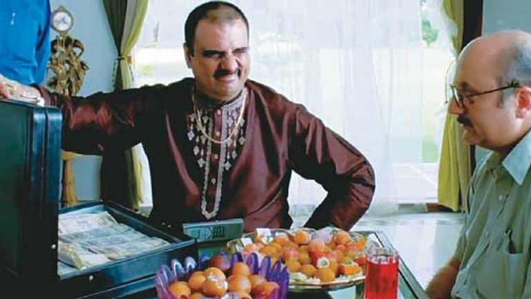 ‘Kishan Khurana’ Boman Irani celebrates 18 years of Khosla Ka Ghosla