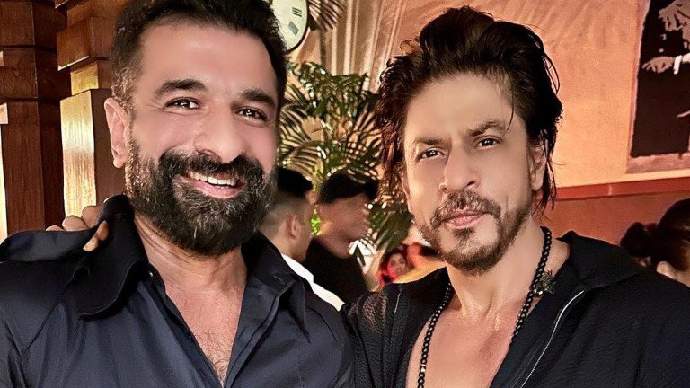 Eijaz Khan calls Shah Rukh Khan ‘a true leader and inspiration’