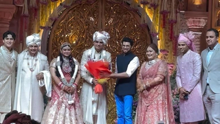 Aditya Thackeray, Anupam Kher And Jaya Kishori Bless Seema Singh’s Daughter Meghna